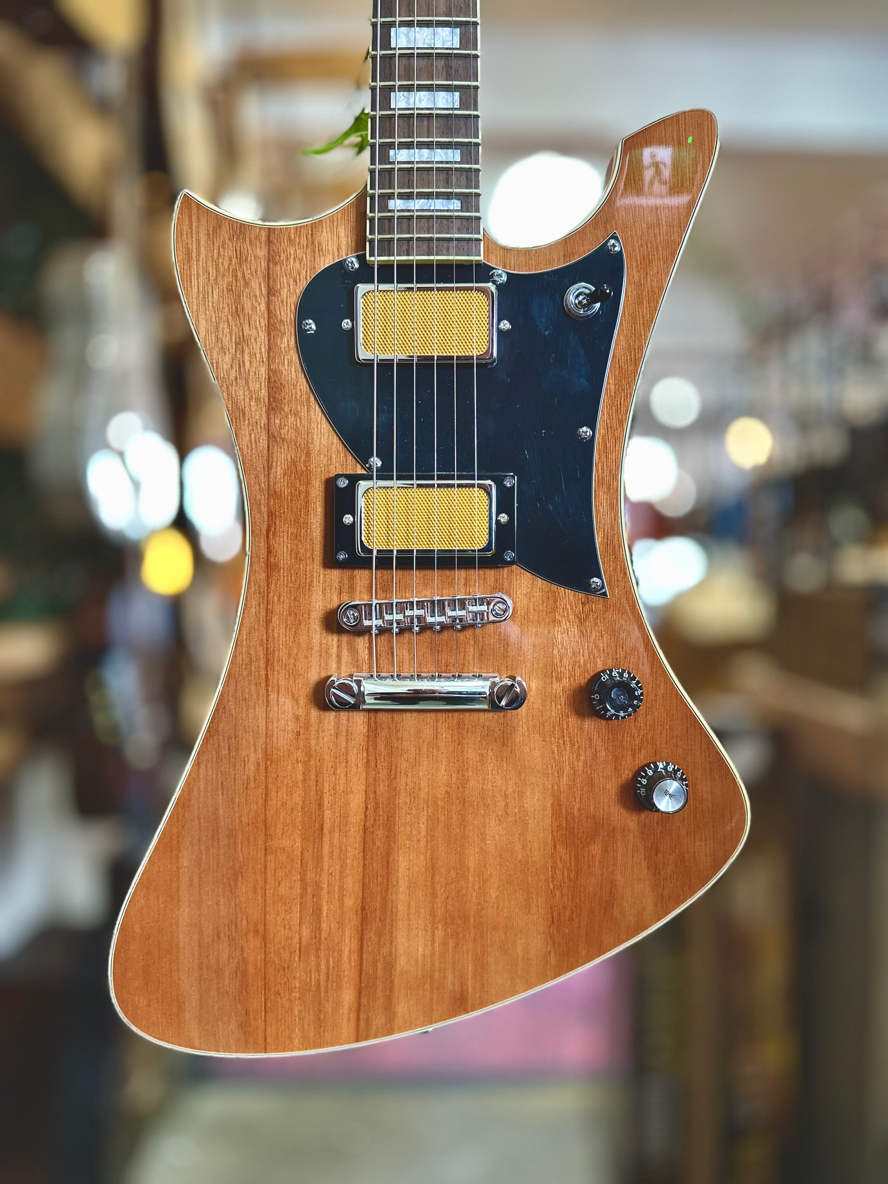 PureSalem | La Bruja | Poly Natural Stain PureSalem | La Bruja | Poly Natural Stain